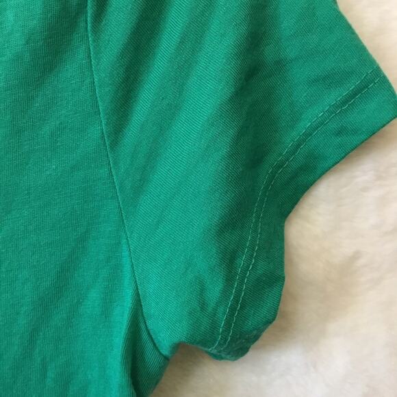 True Religion Green V-Neck T-Shirt - Picture 3 of 11
